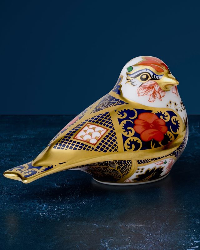 Royal Crown Derby Old Imari Solid Gold Band Goldfinch Paperweight